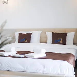 Relax Mea Σαράντα