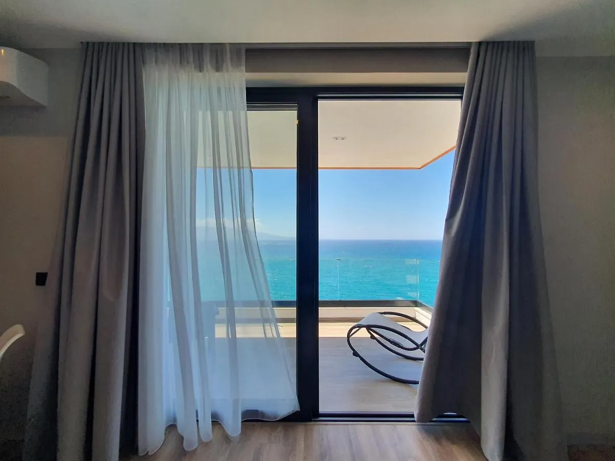 Lookout Apartments Sarande