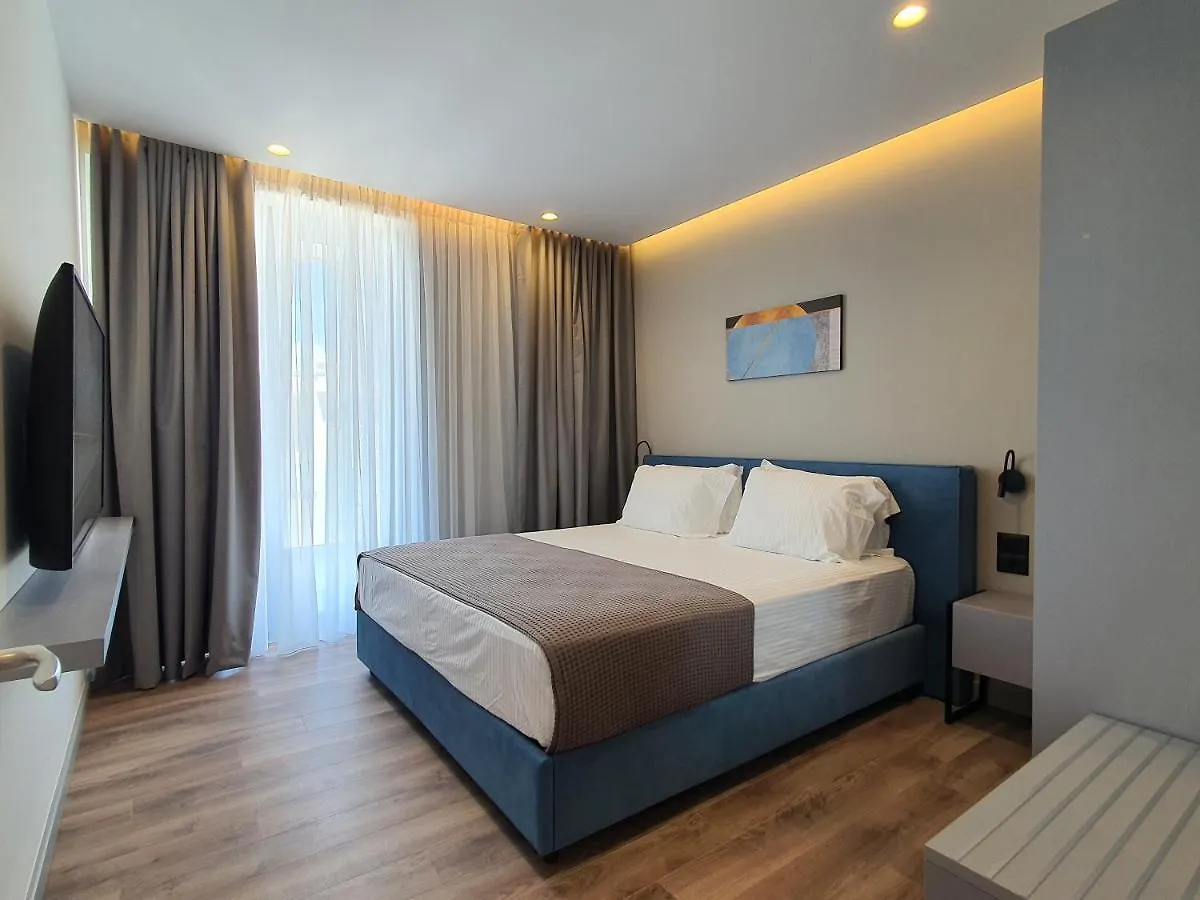 Lookout Apartments Sarande