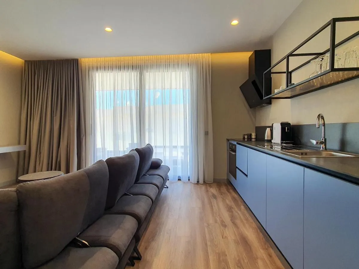 Lookout Apartments Sarande